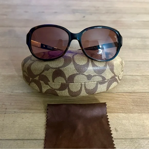 Coach L530 Annette Dark Tortoise Sunglasses with Signature  display picture 2